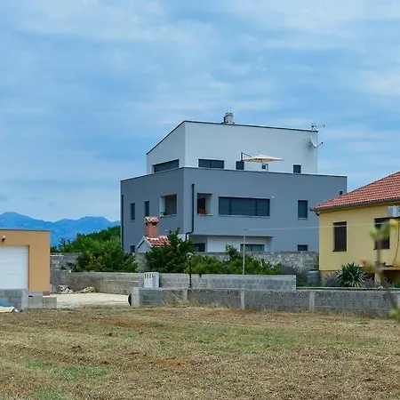 Modern Two Bedroom - Sk2 Apartment Privlaka (Zadar)